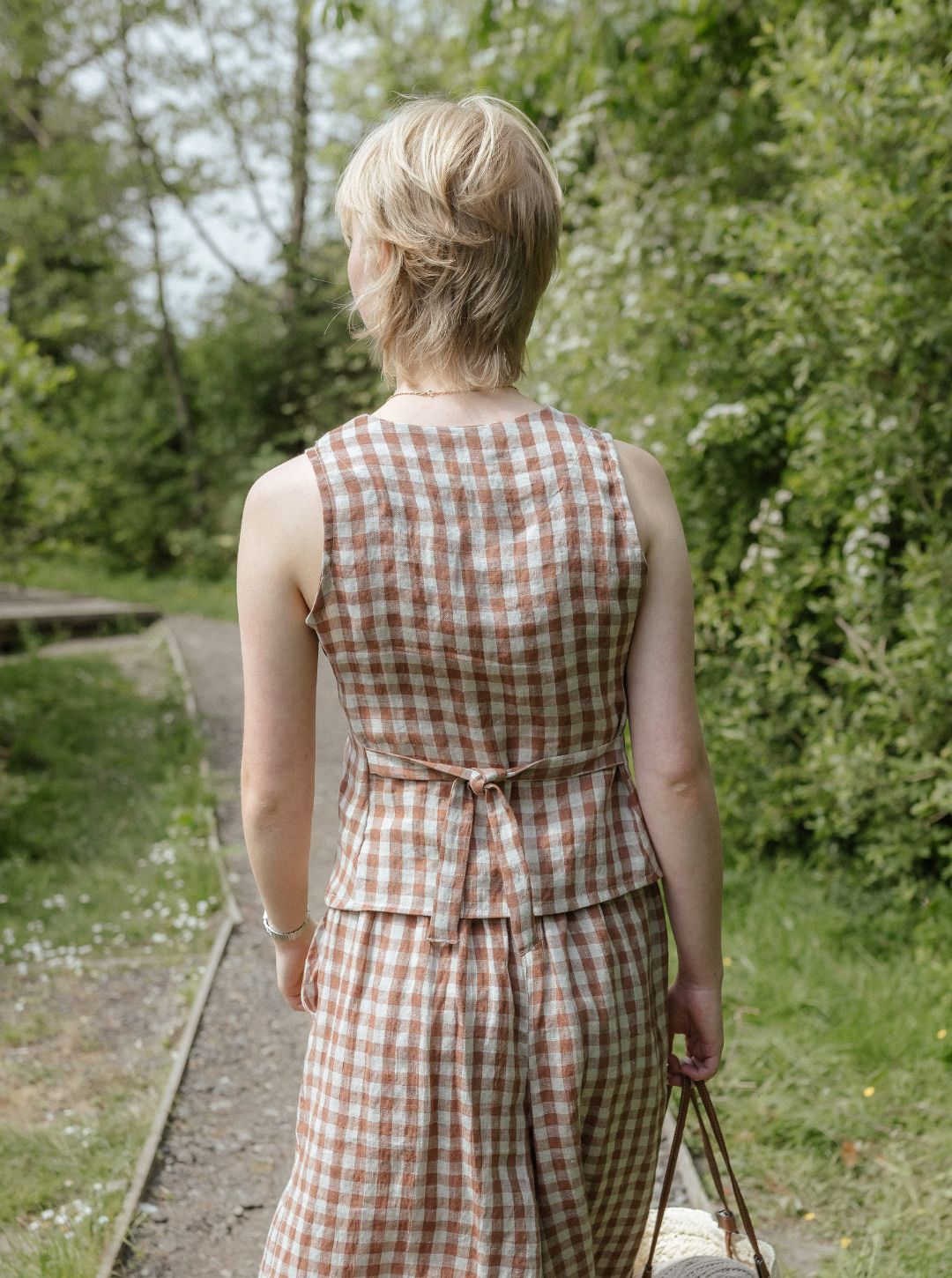LOOMING | Waistcoat | linen