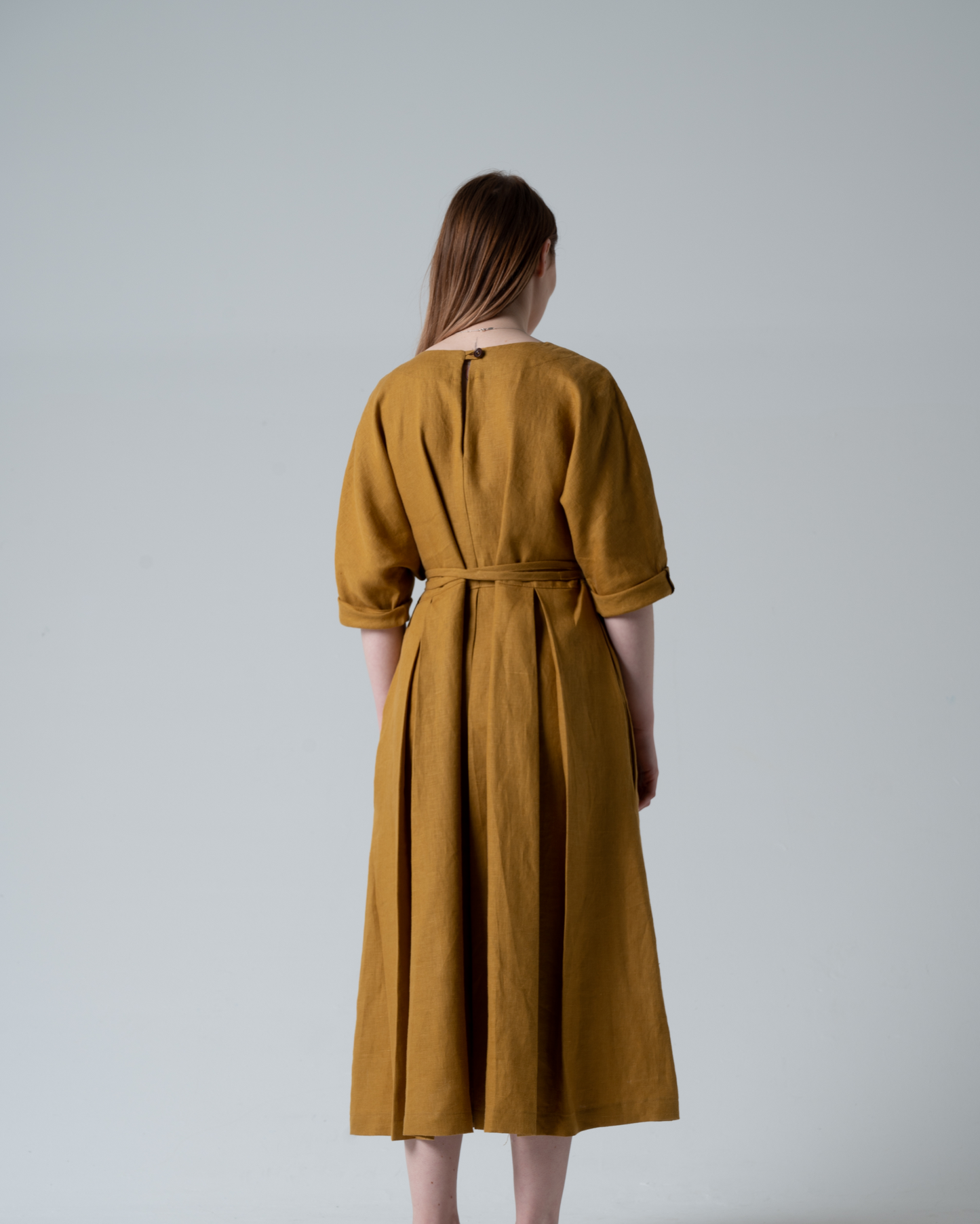 HELEN | pleated dress | linen
